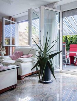 Maisonette im Haus-im-Haus-Stil: Großzügige 4,5-Zimmer mit eigenem Eingang in Stuttgart-Hausen - Stuttgart