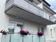 Hochwertig renovierte Wohnung mit Einbauküche, Waschmaschiene und Balkon in wunderschöner Lage - Remscheid