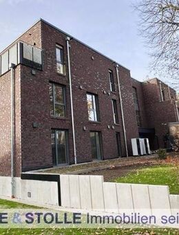 Erstbezug! Helle Oberwohnung mit 2 ZKB in herrlicher Lage am Pfänderweg - Oldenburg