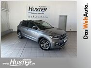 VW T-Cross, 1.0 TSI Life OPF, Jahr 2019 - Zwickau