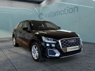 Audi Q2, 30 TFSI sport, Jahr 2019 - München