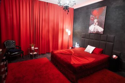 🌟Haus Kitty in Essen🌟 Heiße Miezen, geile Dates😻