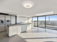 Exklusives Wohnen über den Dächern von München - Luxuriös sanierte 5-Zimmer-Maisonette mit Bergblick - München