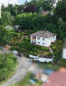 Panoramablick trifft Gemütlichkeit - Einfamilienhaus mit Einliegerwohnung, Garten & Kamin in idyllischer Lage - Wohratal