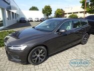 Volvo V60 Kombi Benzin EU6d B3 B DKG Core ACC DAB PDC SHZ - Kassel