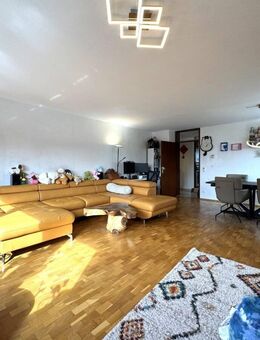 Hochwertige 3,5-Zimmer-Wohnung mit Sauna und Wallbox zu vermieten - Leonberg (Baden-Württemberg)