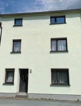 Kleines Haus mit Garage & kl. Garten. - Reichenbach (Vogtland)
