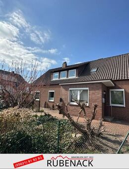 Stadtnahes Wohnen im großzügigen Ein- oder Zweifamilienhaus - Nienburg (Weser)