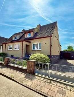 Exklusive Doppelhaushälfte: Stilvolle Moderne und durchdachte Funktionalität - Salzwedel (Hansestadt)