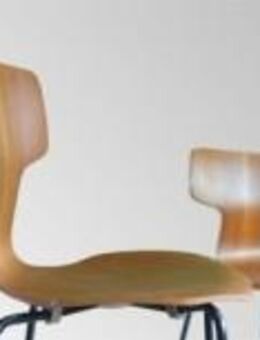 Ankauf Fritz Hansen - EGG Chair, Swan Chair, 3107 Stapelstuhl, Arne Jacobsen / Düsseldorf, Köln, Münster, Frankfurt, Hannover, Hamburg, Bremen - Dortmund