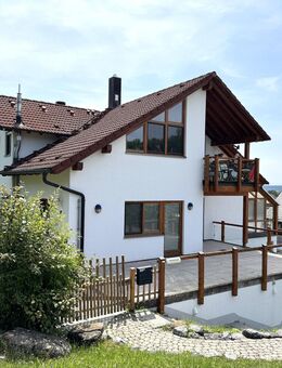 Repräsentatives Anwesen mit Indoor-Luxuspool in sonniger Halbhöhenlage - Bermatingen
