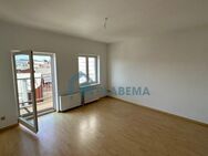 Wird frisch renoviert- 3 Zimmer- Wohnung mit Balkon in direkter Innenstadtlage, EBK vorhanden - Schwerin