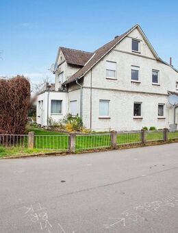 Viel Platz, viele Möglichkeiten. Großzügiges Zweifamilienhaus mit Einliegerwohnung in Lübbecke - Lübbecke