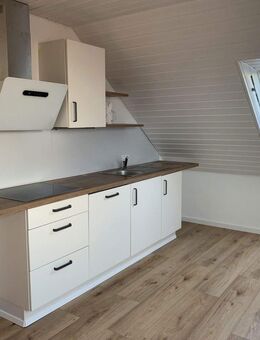 Attraktive 3-Zimmer-Wohnung (ca. 80 m²) in Ebersbach-Büchenbronn - Ebersbach (Fils)