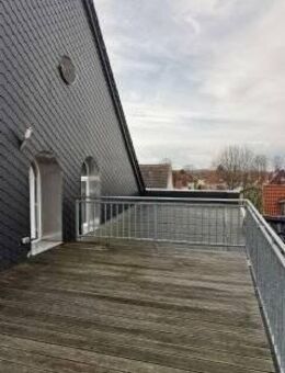 4 Raumwohnung Maisonette mit Dachterrasse u. Pkw-Stellplatz - Calbe (Saale)