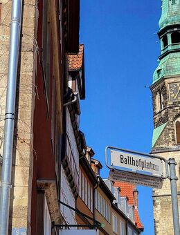 Gemütliche Dachgeschoss-Wohnung, sehr zentral im Herzen der Hannoverschen Altstadt. - Hannover
