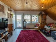 Für schnell Entschlossene - Gemütliche Dachgeschosswohnung mit Einbauküche und Stellplatz - Niddatal