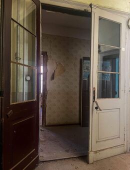 Eckhaus mit Schlossblick - zur Sanierung - Altenburg