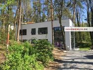 IMMOBERLIN.DE - Begehrenswertes Architektenhaus mit Einliegerwohnung, Galerie & Südterrasse in naturverbundener Lage - Berlin