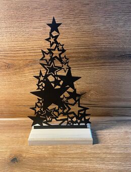 Weihnachtsbaum aus Sternen - Cham Zentrum