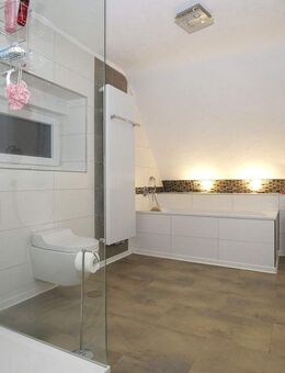 Kirchberg: Sanierte DHH für max. 3 Personen - Pirmasens