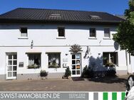 Flexibel und außergewöhnlich: Wohn- und Geschäftshaus mit zusätzlichem Wohn- und Wirtschaftsgebäude - Swisttal