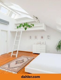 Loftartige Dachgeschosswohnung nahe Hackescher Markt - Berlin