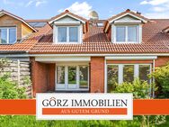 **Reserviert** Eigenheim in Toplage mit Südausrichtung, Vollkeller und Carport - Norderstedt