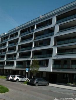 Schöne 3-Zi.-WHG Böblingen, 2 Bäder, EBK, 2 Balkone, Abstellraum, Keller inkl. 2TG Stellpl. - Böblingen