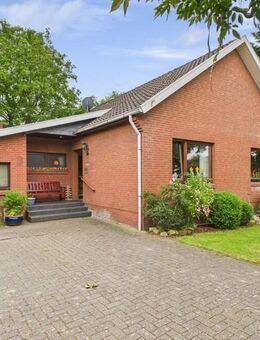 RESERVIERT! Schmuckstück im Erholungsgebiet, Sicht auf unverbautes Land, idyllischer Garten - Barßel