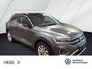 VW T-Roc, 1.5 TSI STYLE DIGITAL 17ZOLL, Jahr 2024 - Büdingen Zentrum