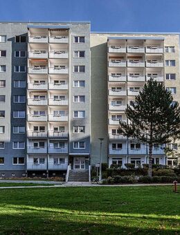 Seniorenfreundliche 2-Raum-Wohnung in Grünau, bezugsfertig nach Ausbau - Leipzig