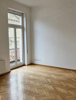 Attraktive 2,5 - Zimmerwohnung mit Küche im Herzen von Bad Kissingen - Bad Kissingen