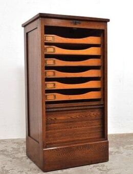 Britischer Vintage Astrola Rolltürenschrank aus Eiche, 1930er - Berlin Mitte