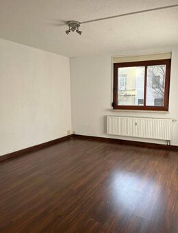 Studenten aufgepasst! großzügige 2- Raumwohnung, Dusche + Wanne - Ilmenau