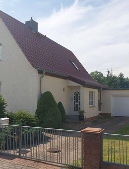 RESERVIERT!!! - Teilunterkellertes Wohnhaus in Merseburgs Norden - Merseburg