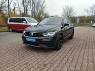 VW Tiguan, 2.0 TSI R-Line 245Ps, Jahr 2021 - Leipzig