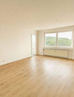 Helle 2-Zimmerwohnung mit Loggia und Grünblick - barrierearm und ruhig - Wuppertal
