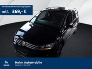 VW Touran, 1.5 TSI IQ DRIVE, Jahr 2020 - Fellbach