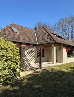 Ihr neues IMMOBILIEN QUARTIER: Zwei gut gelegene Häuser mit Potenzial in Berenbostel - Garbsen