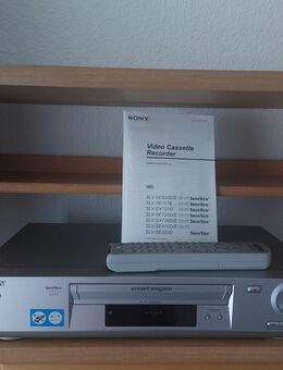 Sony HiFi Videorecorder mit FB und Filme - Reinheim