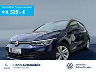 VW Golf, 2.0 TDI VIII Life Ambiente AppConnect, Jahr 2023 - Esslingen (Neckar)