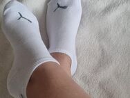 Getragene Socken in weiß von Puma - Suhl