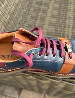 hochwertige ital. Herrenschuhe - Tiefenbronn