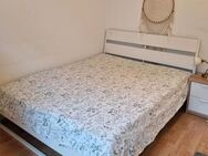 Bett 200x140 (Gestell ud Lattenrost) - Berlin