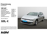 VW Golf, 2.0 TDI VIII Life, Jahr 2021 - Hildesheim