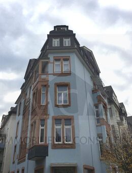 @ MCM LOFTartiges Dachstudio mit Lichtkuppel nahe dem Schweizer Platz im Stilaltbau - Frankfurt (Main)