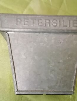 Übertöpfe aus Metall - Sankt Leon-Rot