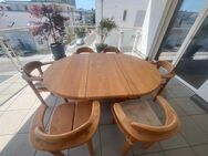 Esszimmertisch mit 6 Stühlen und ein Sideboard - Liederbach (Taunus)