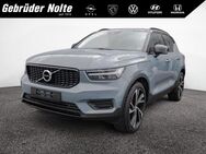 Volvo XC40, 2.0 R Design AWD, Jahr 2021 - Iserlohn